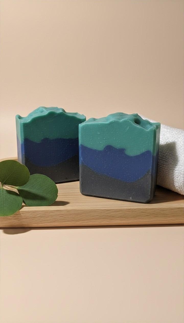 RICH LEATHER SOAP thumbnail 2