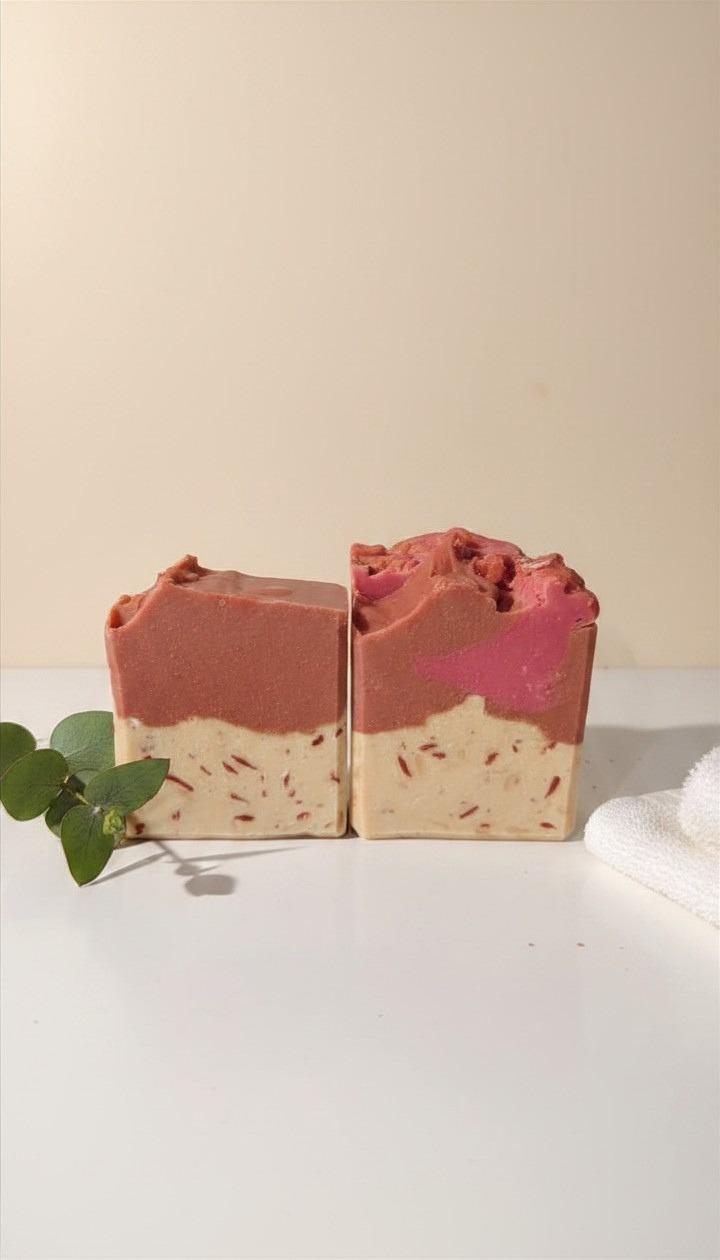 VICTORIAN ROSE SOAP thumbnail 2